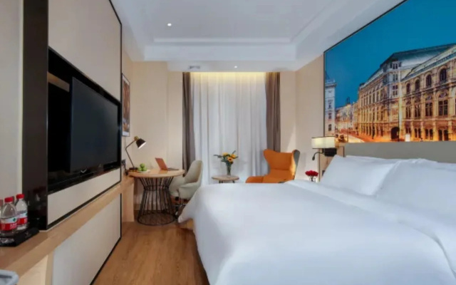 Vienna International Hotel (Chongqing North Station)