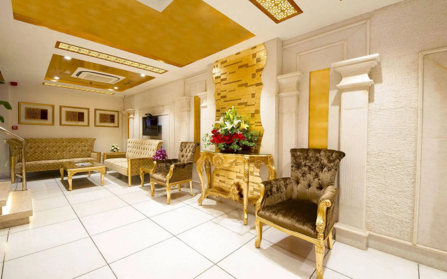 Hotel Swaran Palace