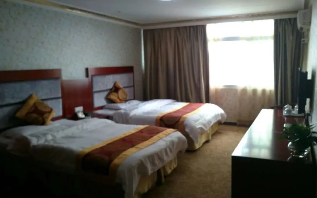 Jin Port Hotel