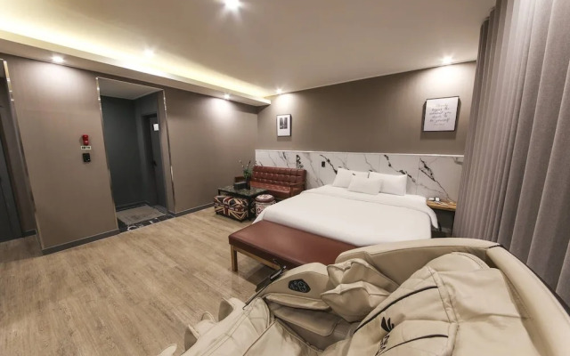 Daegu Seongseo Hotel Series 5.0