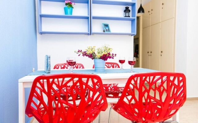 Neda Studios & Apartments