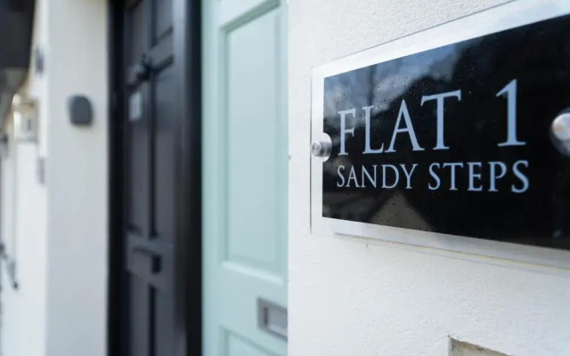 Sandy Steps - 1 Bedroom Apartment - Tenby