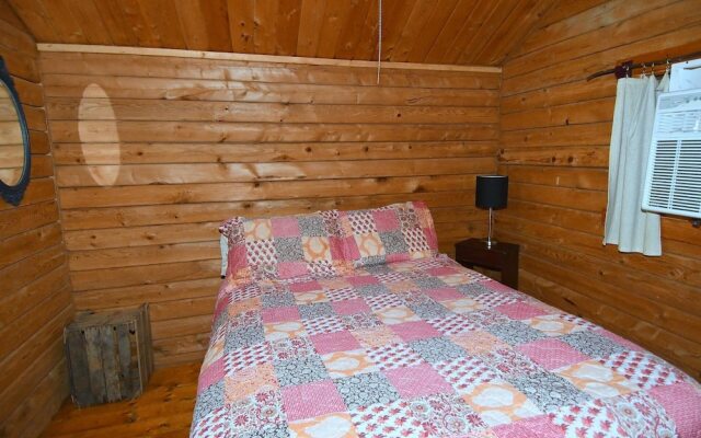 Whispering Hills - Couples Getaway