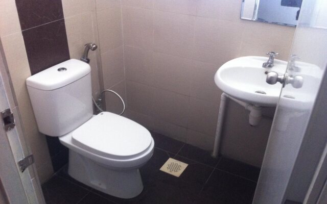MKS Backpackers Hostel - Dalhousie Lane