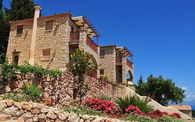 Strofilia Villas