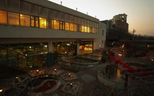 Huailai Diman Hot Spring Resort