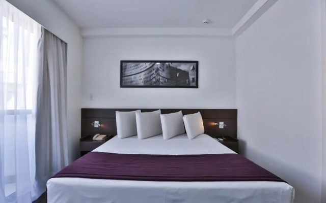 Flat com Varanda-Pampulha