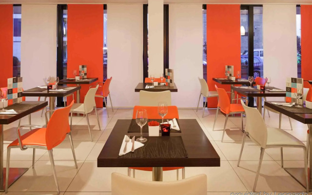 ibis London Docklands Canary Wharf