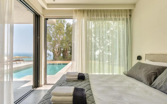 Luxury Villa Mon II Vassilikos