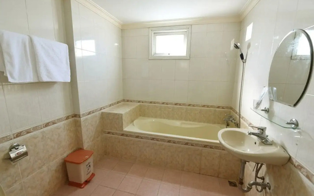 Three Palms Homestay