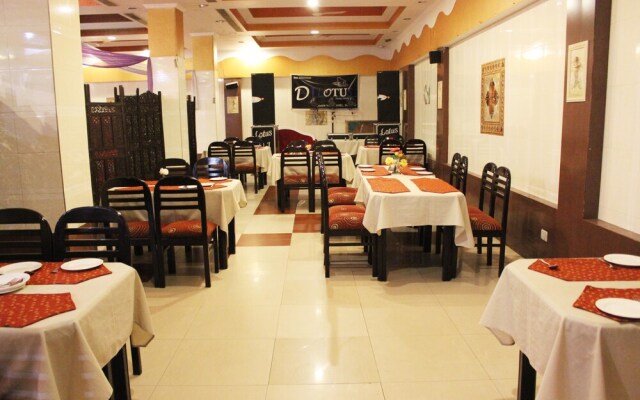 Hotel Vinayak Grand