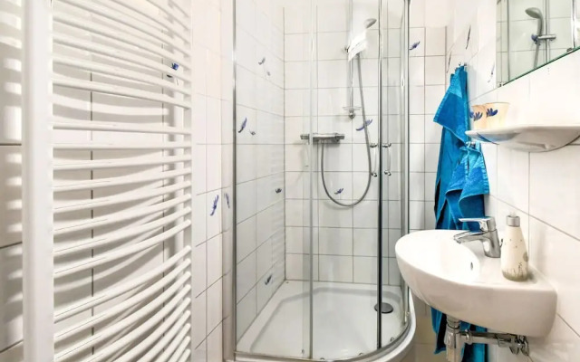 Nifty Apartment in Rövershagen near Sea