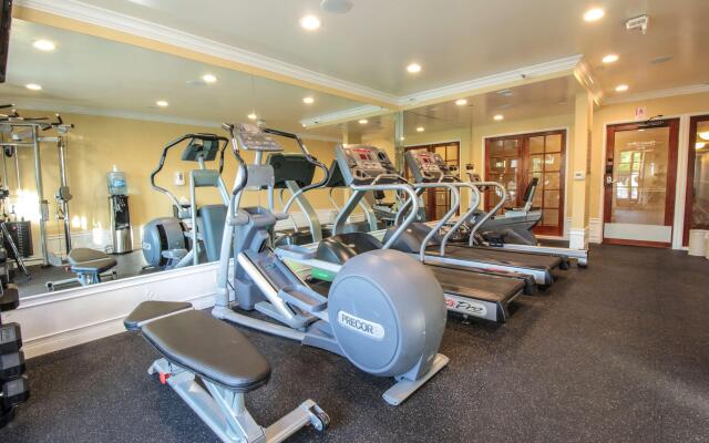 Best Western Plus Carpinteria Inn