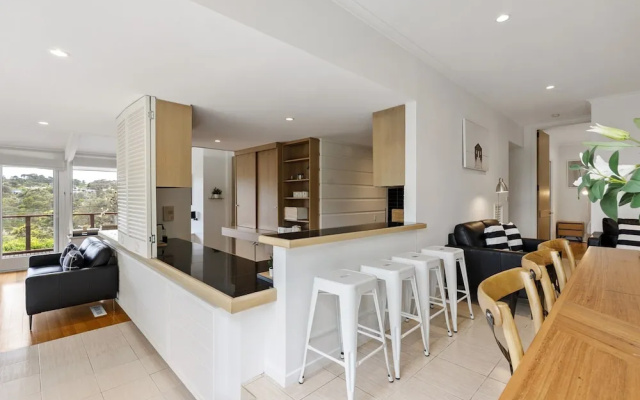 Light-filled House Near Beaches and Cafes – Guest Rooms – Melbourne