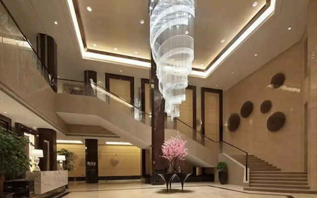 Luan Suntone Plaza Hotel