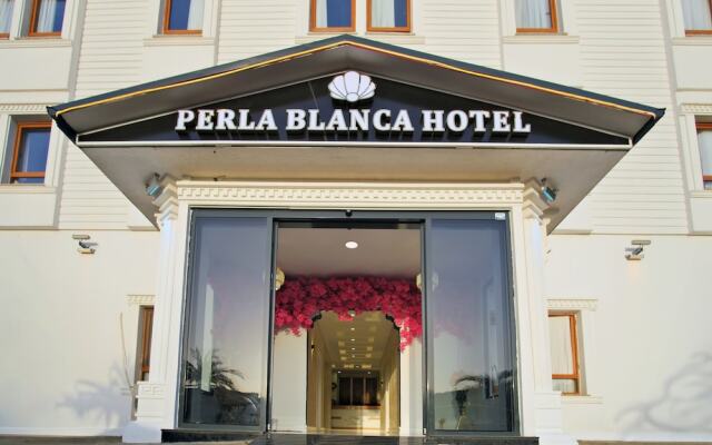Perla Blanca Hotel