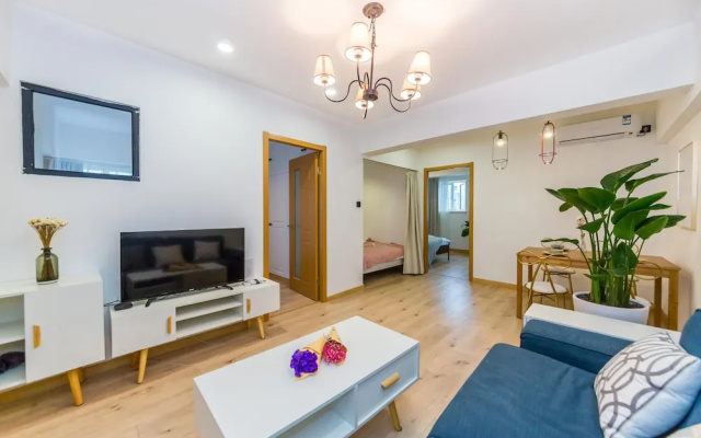 Henry's Apartment South Maoming Road