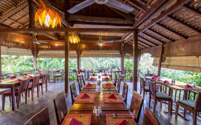 Sambor Village Hotel