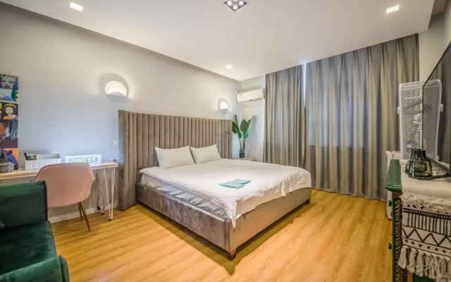 Shanghai Moxi Inn Huaihai Rd No.5 Branch