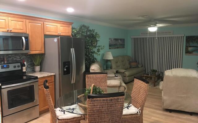 Jamaica Royale 102 - 2 Br Condo