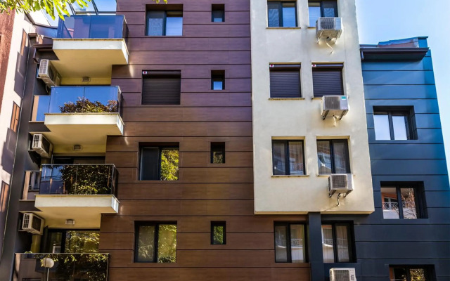 Modern 1BD Flat with a Parking near the city centre