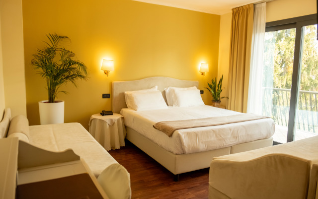 Admiral Hotel Villa Erme