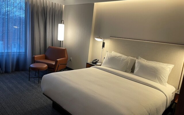 Courtyard by Marriott Montreal Midtown