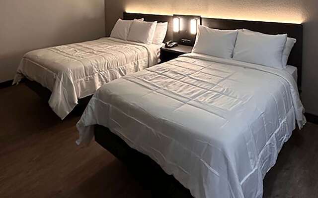 OYO Hotel Deming DMN Airport