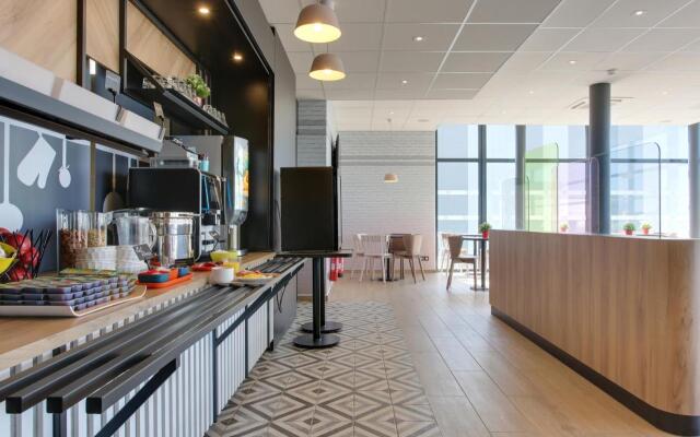 B&B HOTEL Reims Croix Blandin