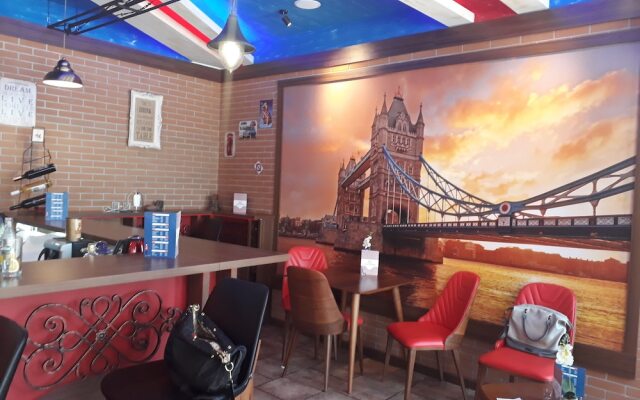 Hotel London
