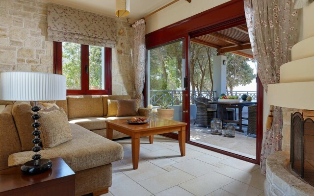 Okeanides Villas