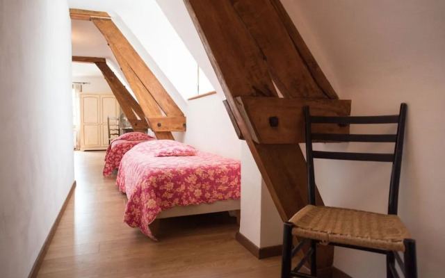 Logis Hôtel Domaine les Falaises