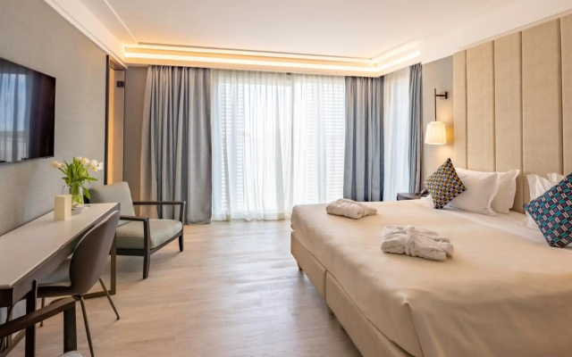 Hotel Ceccarini 9