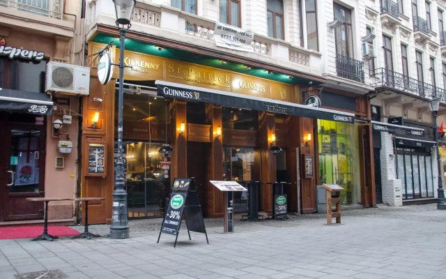 Strada Smârdan Studio