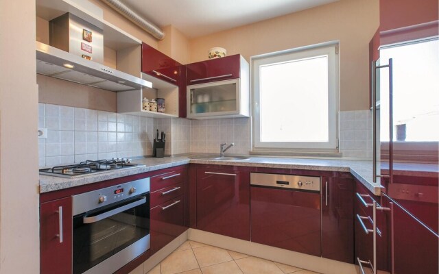 Awesome Home in Kastel Gomilica With Wifi and 3 Bedrooms