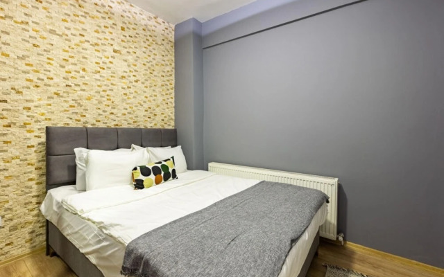 Missafir Distinguished Flat With Backyard in Sisli