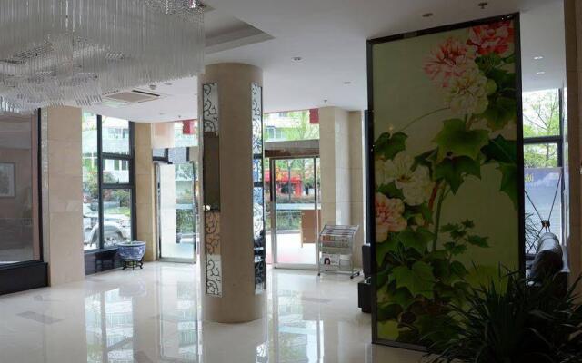 Ane Courtyard Hotel