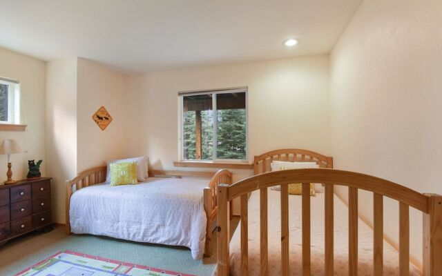 Kings Beach Bliss Walk to Outdoor Fun!