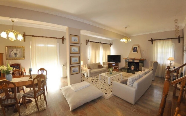 Villa Tango