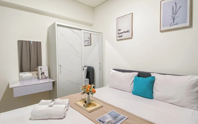 Homey And Good 2Br At Meikarta Apartment