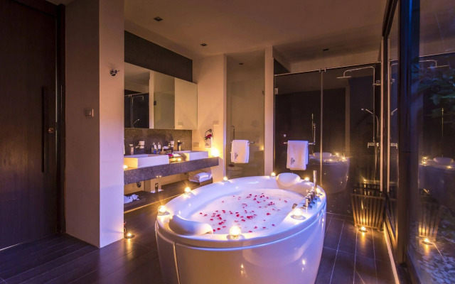 Executive Pool Villa by Baan Haad Ngam