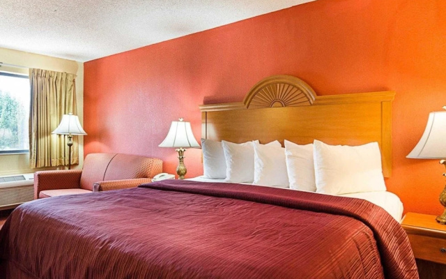 Quality Inn Van Buren