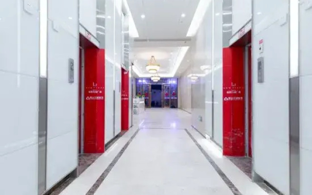 Milan Cinema Apartment