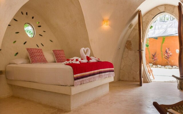 Room-unique Jungle Dome Ik