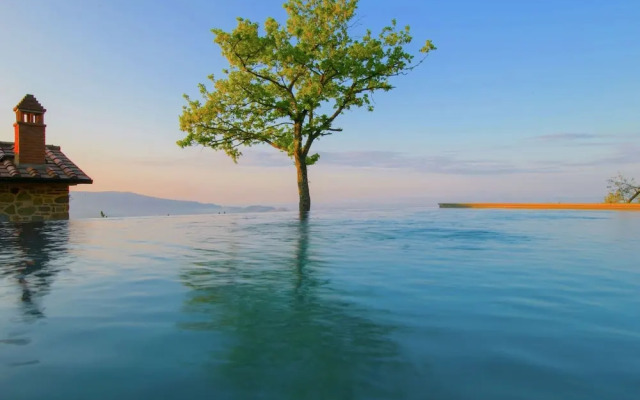 Villa in Mammi With Pool Near Florence