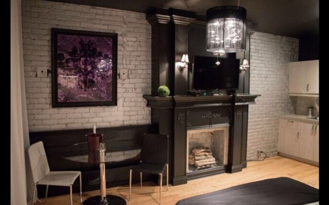 Classic Studio Downtowndrummond Near Ritz 102