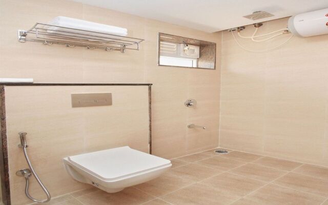 OYO 12465 SIRI Residency