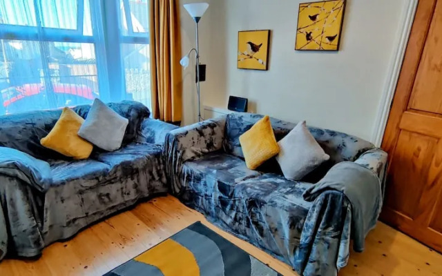 Rhubarb Terrace on the Coast - Sleeps 1-6