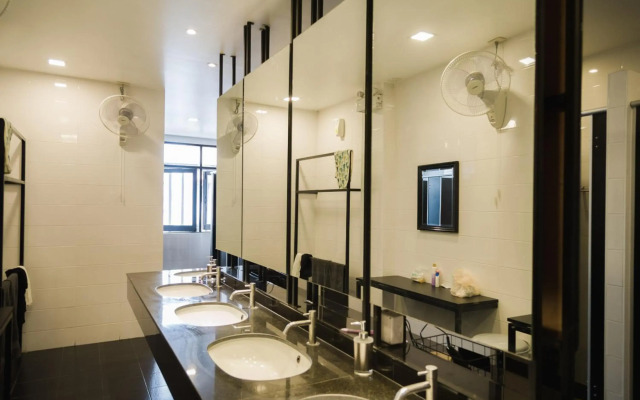 The Common Hostel
