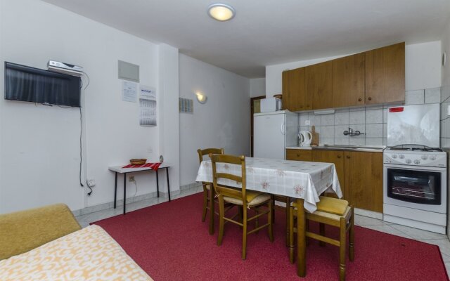 Apartment Ana